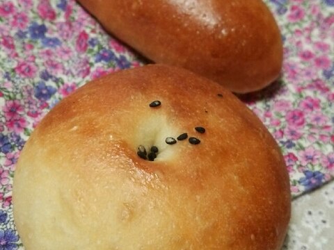 ひとつの生地でミニあんぱんとミニコッペパン